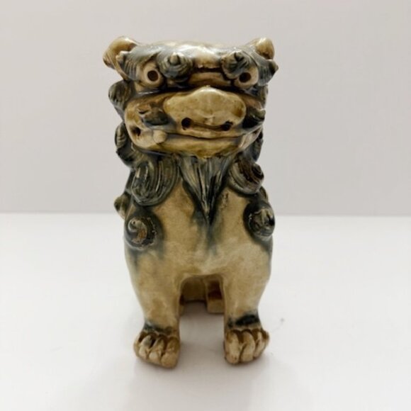 Vintage Shisa Foo Dog Figurine Asisan Ceramic Guardian Lion 8"H x 6"W - Picture 1 of 6